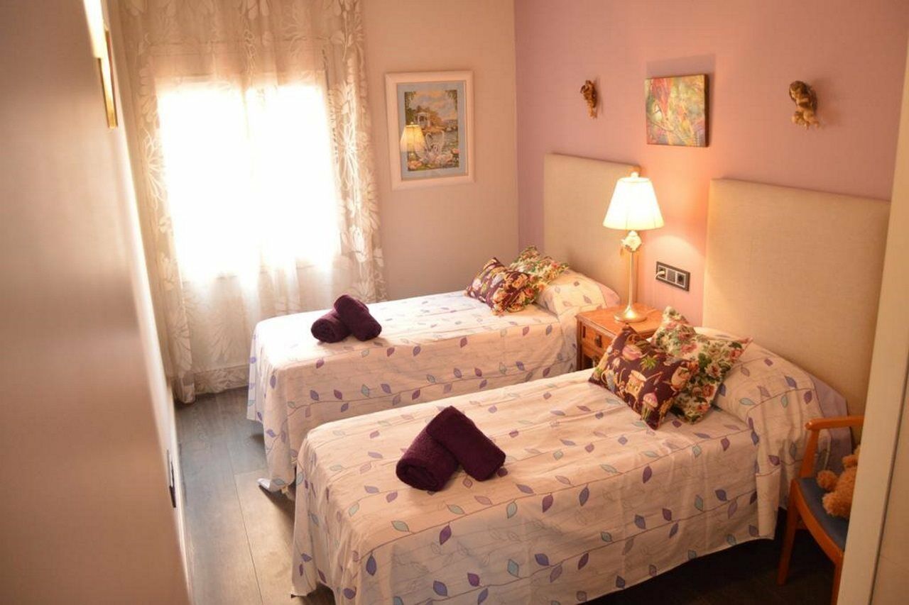 Tarragona Suites Prat De La Riba Buitenkant foto