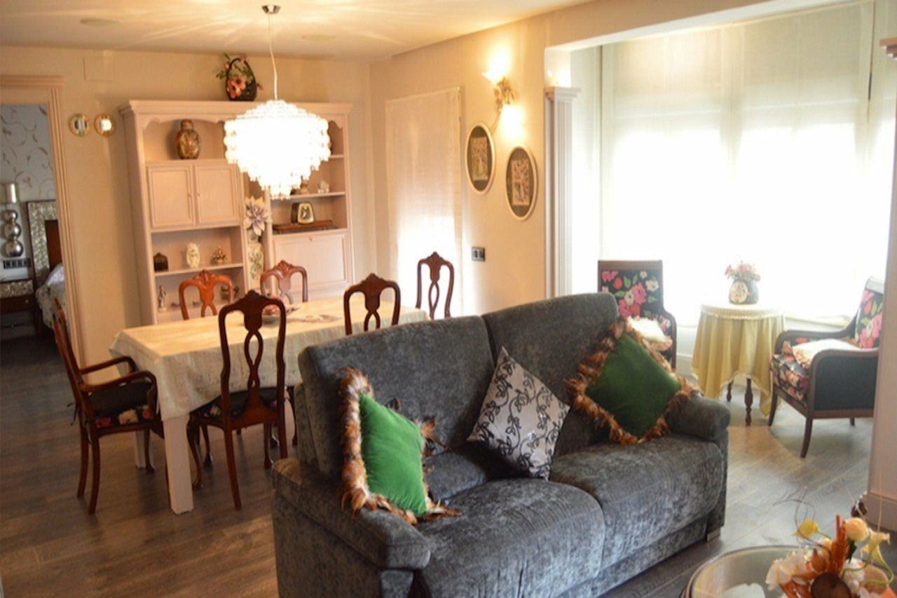 Tarragona Suites Prat De La Riba Buitenkant foto