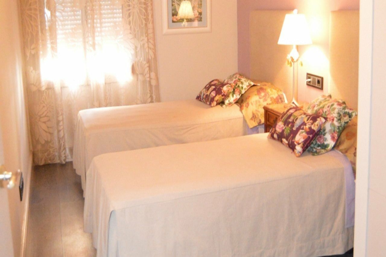 Tarragona Suites Prat De La Riba Buitenkant foto